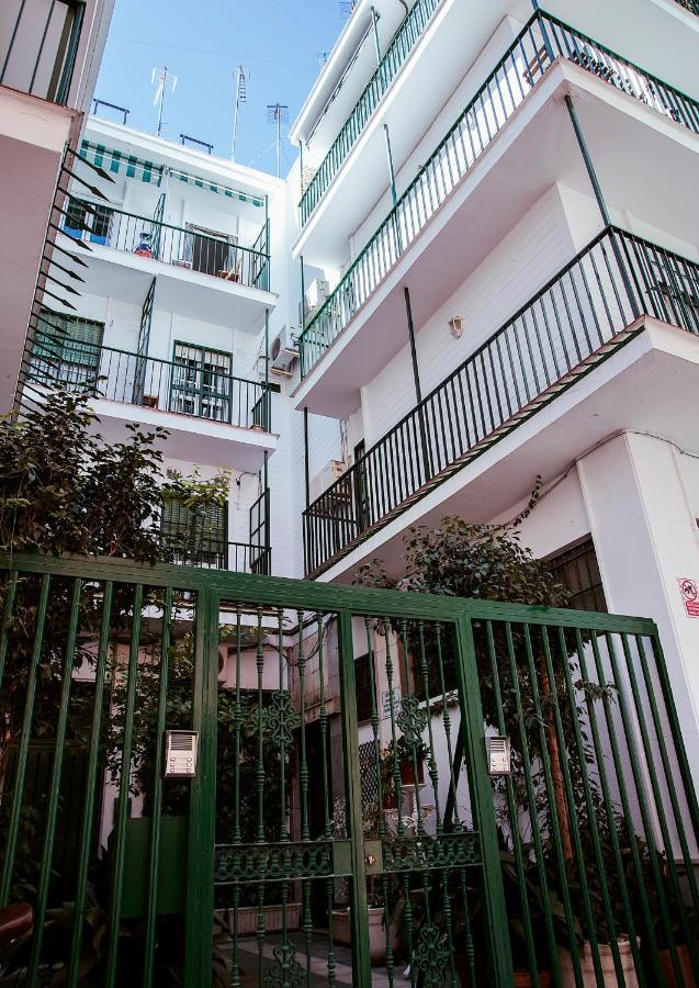 RentalSevilla Acogedor apartamento rodeado de palacios Exterior foto