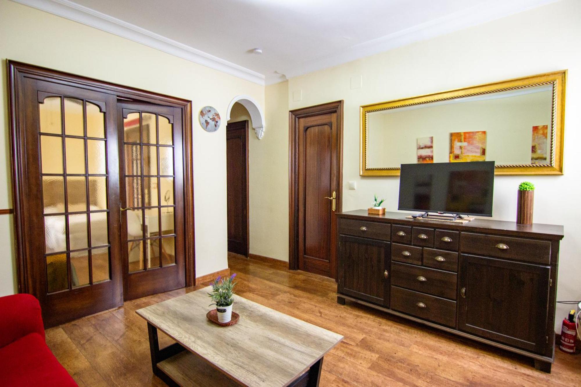 RentalSevilla Acogedor apartamento rodeado de palacios Exterior foto