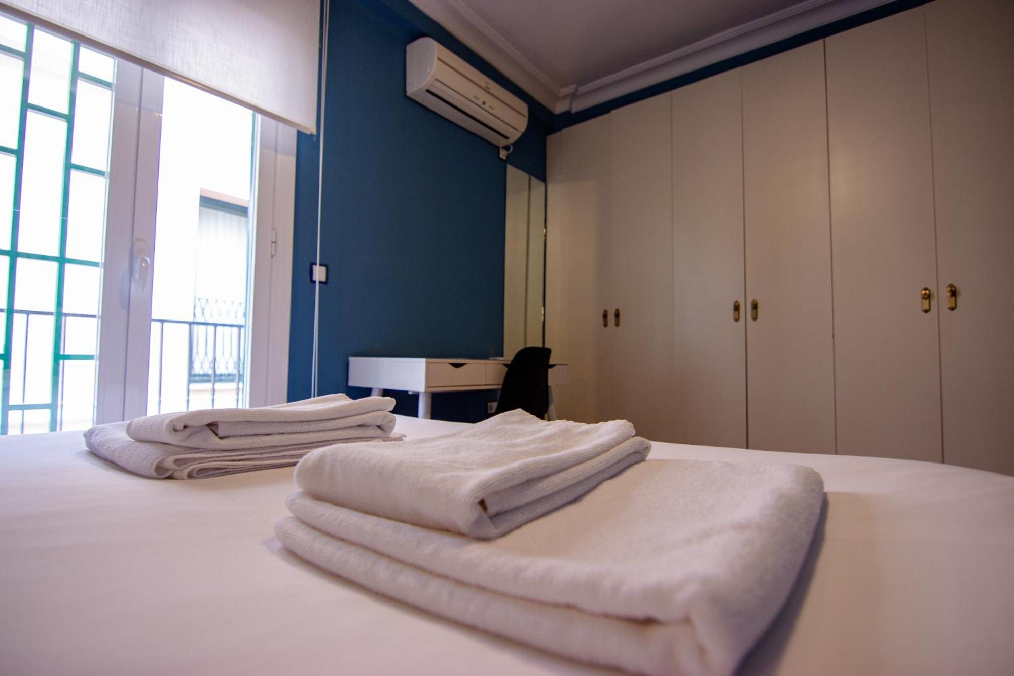 RentalSevilla Acogedor apartamento rodeado de palacios Exterior foto